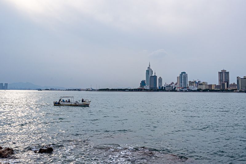 山东烟台蓬莱文成古堡欧式城堡建筑与葡萄酒庄园景观实拍